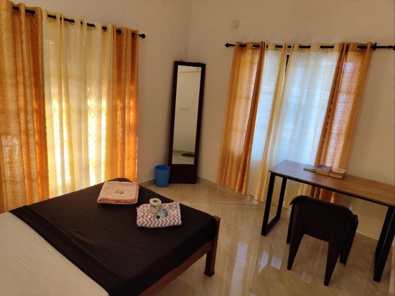 Paddy N Canal Homestay Alappuzha Exteriör bild