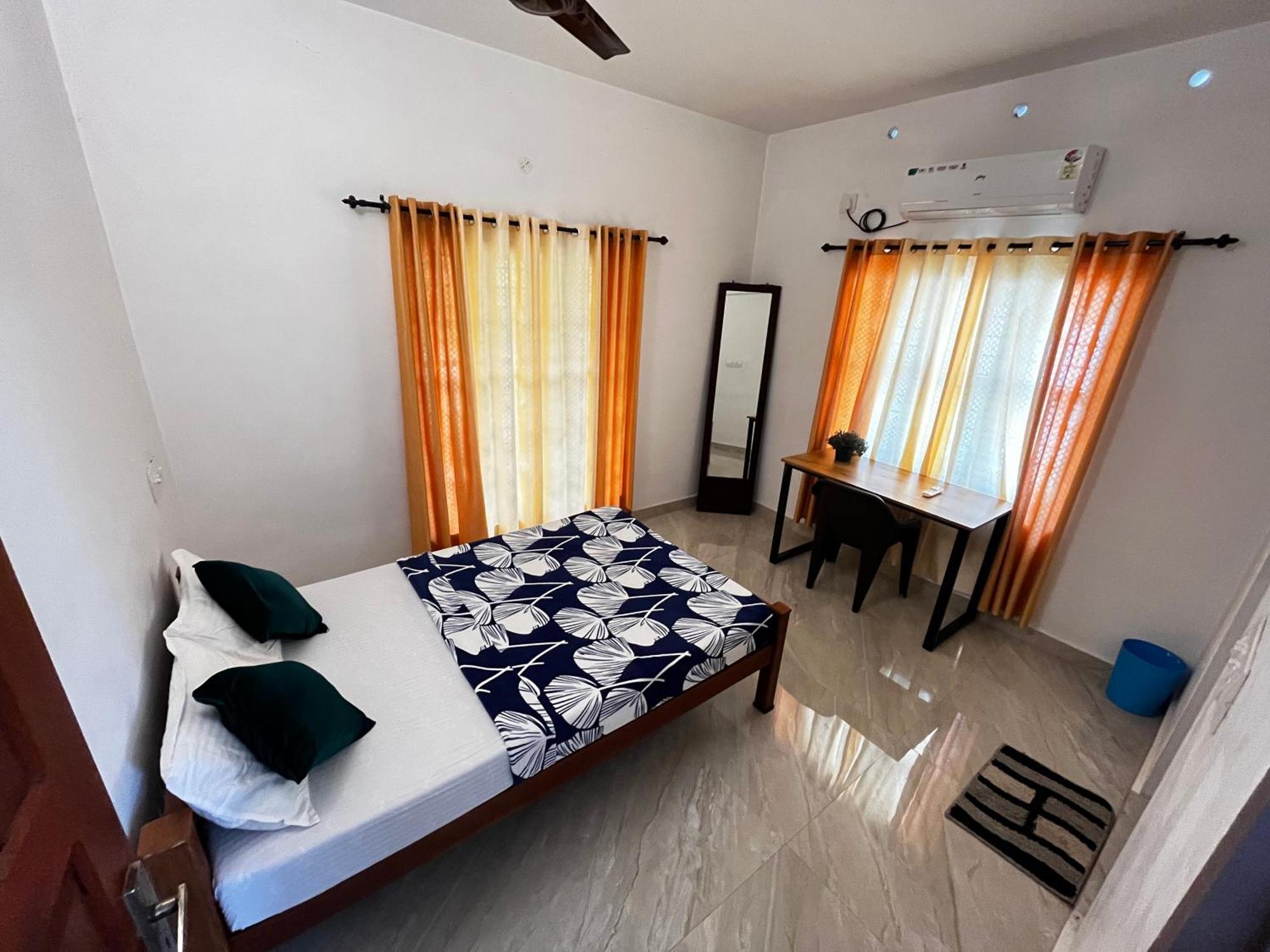 Paddy N Canal Homestay Alappuzha Exteriör bild